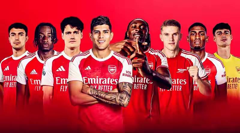 名利场最凉真相：阿尔特塔的轻拍，藏尽阿森纳更衣室的无声残酷！